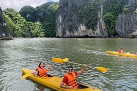 HANOI: UTFORSKA CAT BA - LAN HA-BUKTEN (2 DAGAR, 1 NATT)