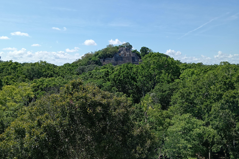Bacalar: Calakmul ruins, jungle path & stop at the bat cave. Bacalar: Calakmul ruins tour jungle and the bat volcano..