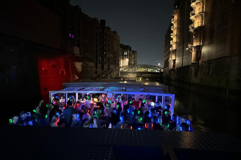 Hamburg: Silent discoparty ombord för att fira Hamburgs hamns 836:e födelsedag