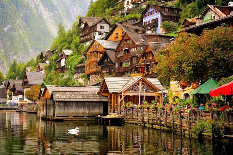 From Vienna: Hallstatt and Salzburg Day Tour