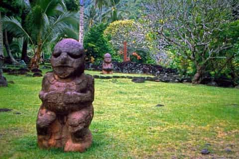 Tahiti : visite des côtes ouest et est avec cascades