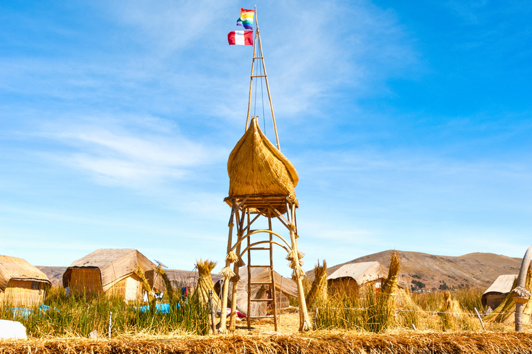 Puno: Lake Titicaca Tour with Uros Islands & Lunch