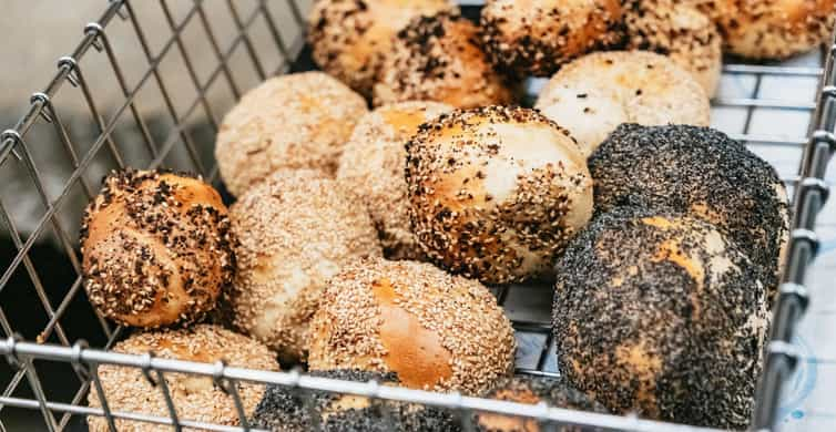 Meet the Indispensable Bagel Rollers of NYC - Gastro Obscura