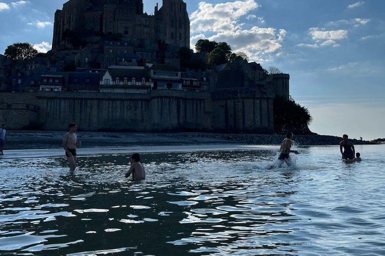 Bay of Mont Saint-Michel : Quicksands And Discovery Quicksands And Discovery + See the Tide Coming Up