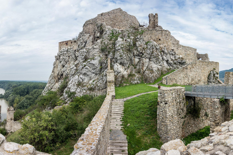 Chauffeur privé de Budapest à Bratislava et Gyor, et retour