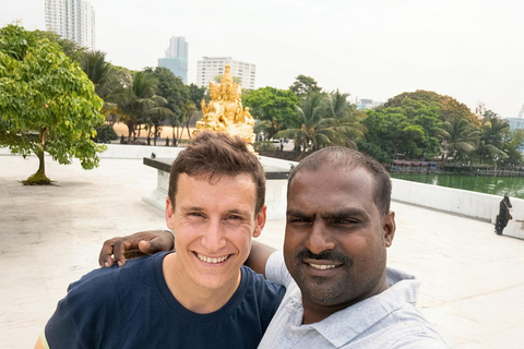 Colombo: Private Tuk-Tuk City Tour with Guide & Tickets Colombo: Private Tuk-Tuk Tour & Authentic Ceylon Tea Tasting