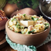 Traditional Irish Food and Dublin Old Town Private Tour