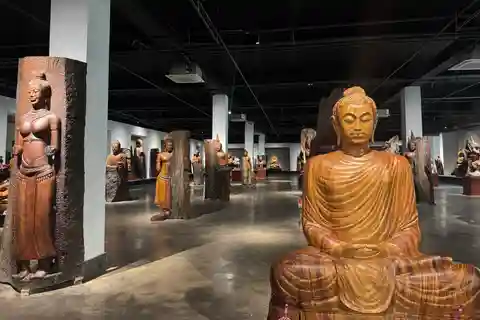 Museo de las Artes de Laos y visita guiada por la ciudad con almuerzo