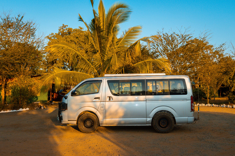 From Diani Beach or Mombasa: 2-Day Tsavo East Safari