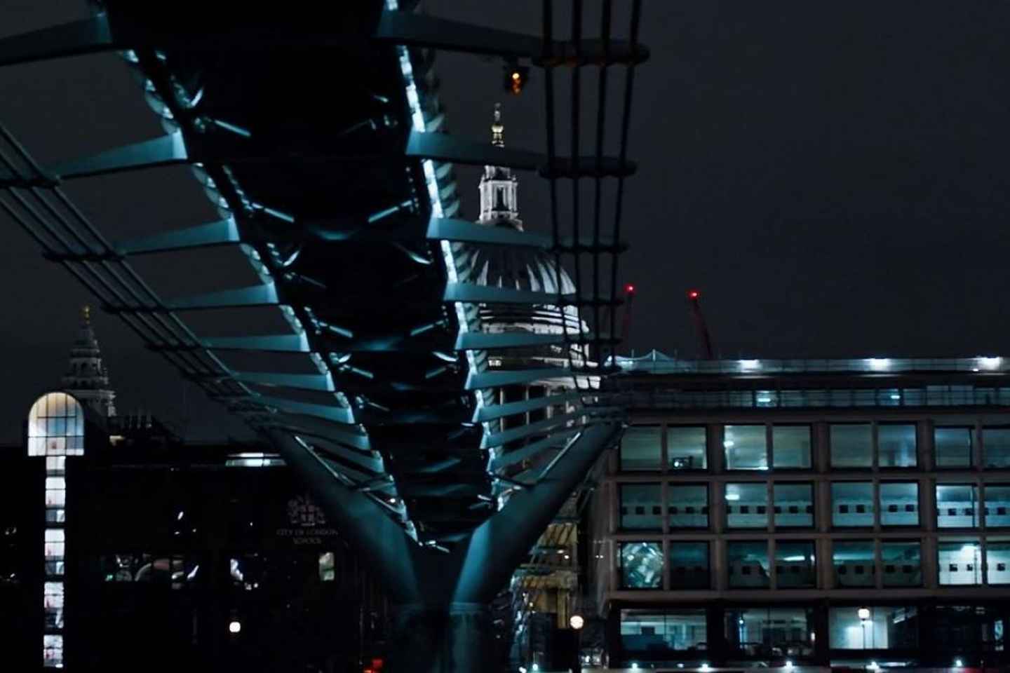 Crociera notturna Illuminated River sul Tamigi a Londra