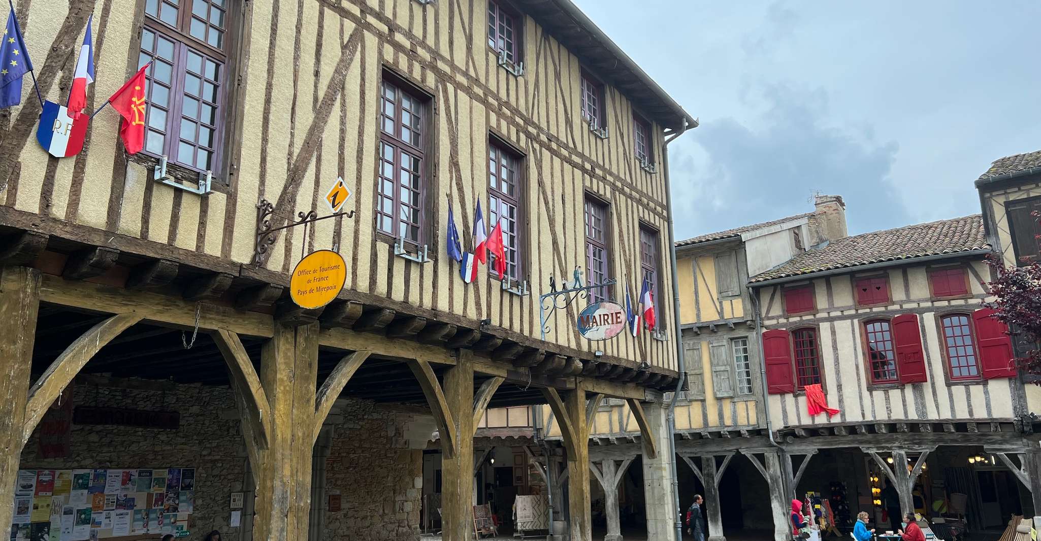 Carcassonne & Cathar Country, Alet le Bains, Camon, Mirepoix - Hizvo