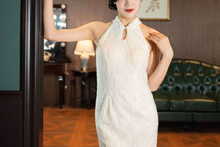 Wuhan: Yellow Crane Tower, East Lake & Hankow Tour