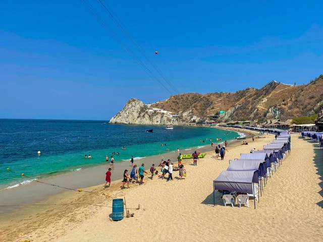 Full-Day Tour to Playa Blanca with Lunch from Santa Marta
