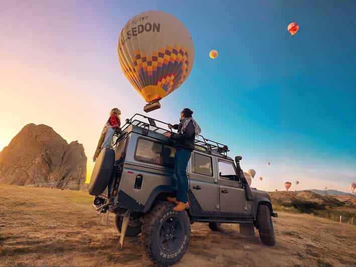 Cappadocia: Private 4x4 Off-Road Jeep Safari with Champagne