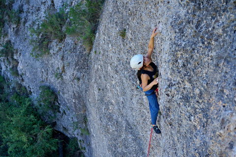 Cuenca: Women-Only Sport Climbing Course