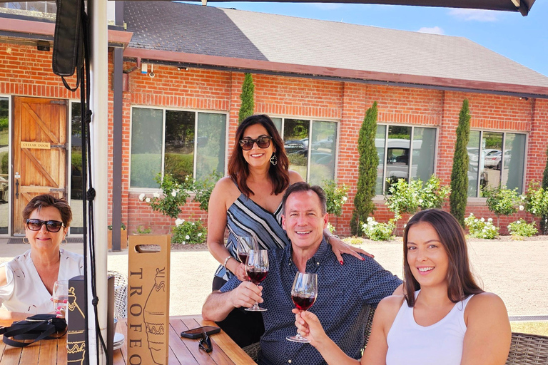 Melbourne: Mornington Peninsula Wine Tour with Lunch Melbourne Departure