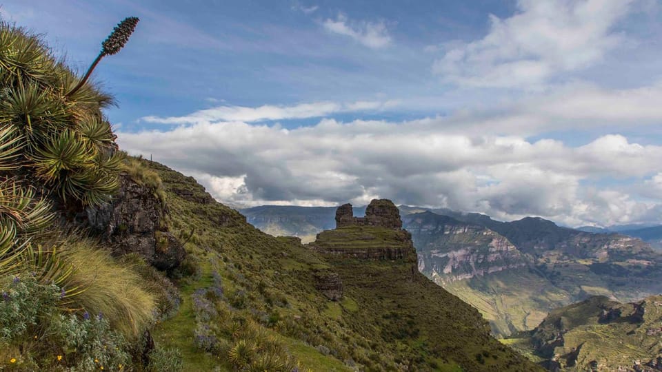 | From Cusco, 2 days excursion to Waqrapukara - Housity