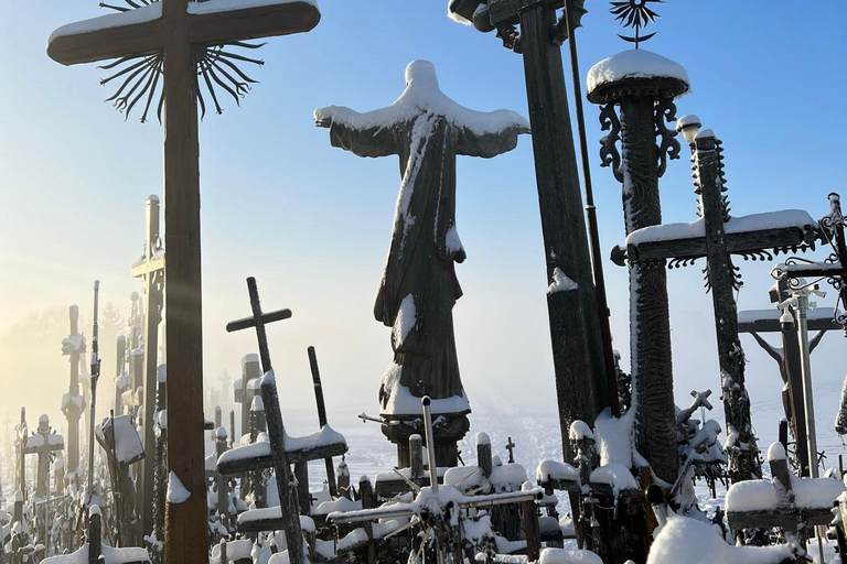 Riga-Vilnius:Rundale palace/Hill of Crosses/Burbiskes manor