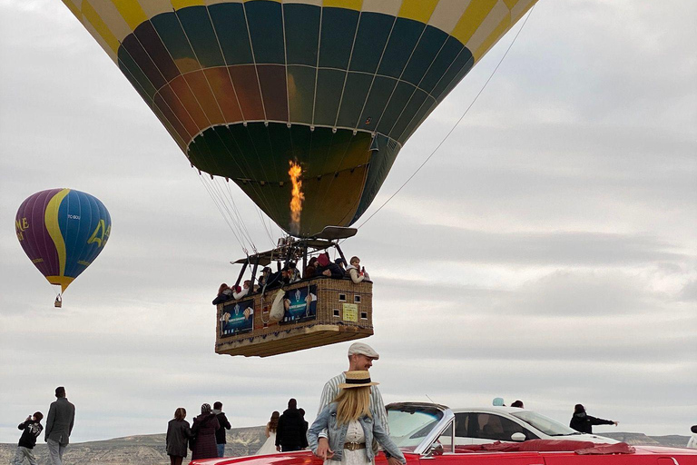 Passeio de carro clássico pela Capadóciacarro clássico