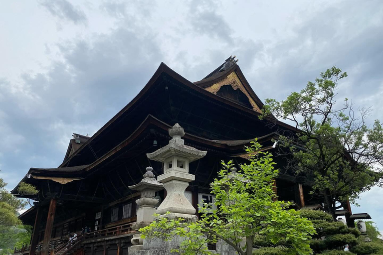 Tokyo: Private Nagano Tour with English speaking driver