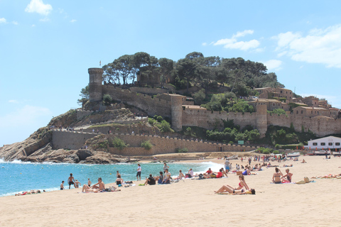 De Barcelona: Excursão de um dia a Tossa de Mar com tempo de praia