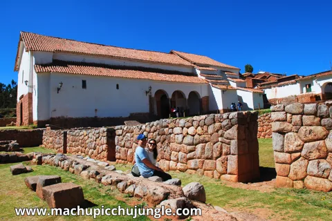 Depuis Cusco : Vallée sacrée avec mines de sel, Moray et déjeuner