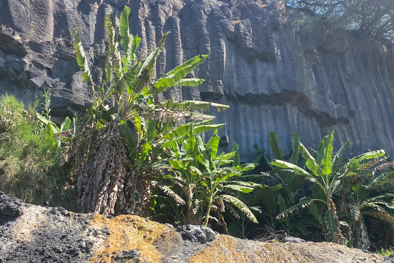 Beach: Boat Trip to Águas Belas Cave with Lunch & BBQ Beach: Boat Trip to Águas Belas Cave with BBQ