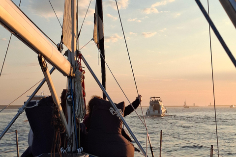 Porto,cruise with magical sunset ocean,open sail drink&snack Shared Magical Sunset Ocean