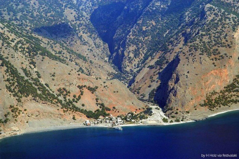 Chania Area with Pick up: Samaria Gorge Hike and Boat Ride