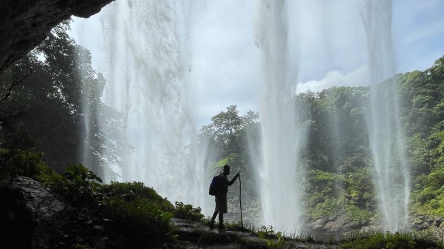 Visit Kiki Waterfall in Boquete