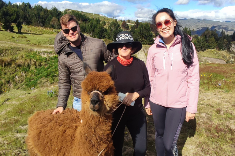 Quilotoa Lake: Tour Quito to Quilotoa Lake and Toachi Canyon