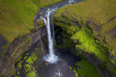 Reykjavik: South Coast Private Day Tour & a Polaroid Photo