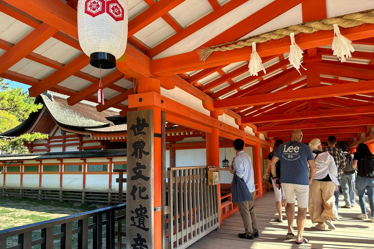 Hiroshima &amp; Miyajima UNESCO 1 dag bustourVanaf JR Hiroshima Station (zonder lunch)