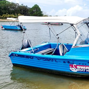Maroochy River: Polycraft Cuddy Cabin Boat Hire Maroochy River: Polycraft Cuddy Cabin Boat Hire