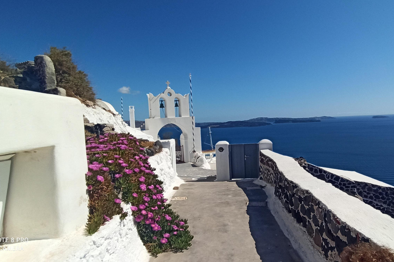 Santorini: Private 2-Day Tour with Transfers Included Santorini Splendor: Iconic Combo