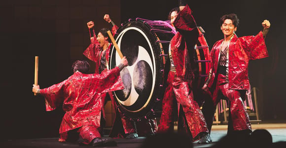 Kyoto: Japanese Taiko Drum TAO show ticket with 1 drink