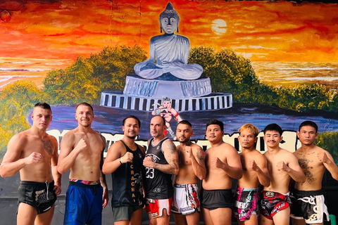 Patong : cours de boxe thaïlandaise au Rachai Muay Thai GymSéance de boxe thaïlandaise - Cours collectif