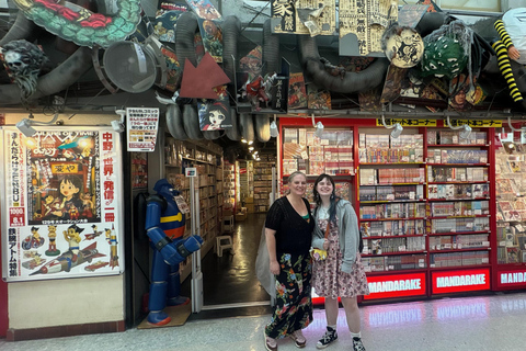 Tokyo: Nakano Broadway Treasure Hunt Walking Tour