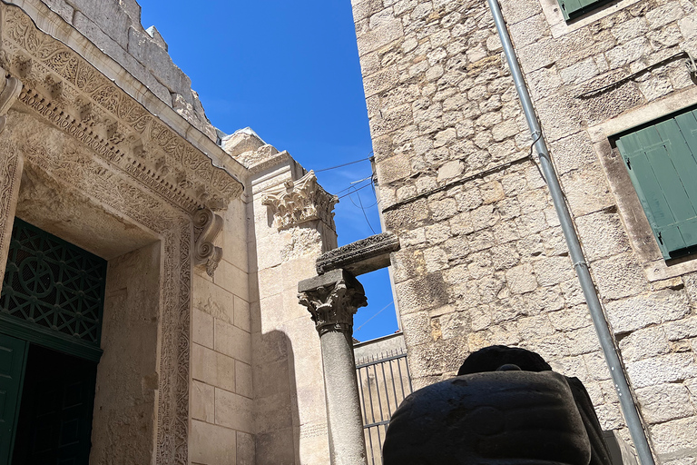 Essential Diocletian's Palace Tour + Group Selfie Time Ultimate Diocletian's Palace Tour + Vestibule Dome Selfie