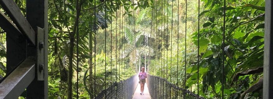 La Fortuna : Journée complète à la cascade Arenal, au volcan et bien plus encore