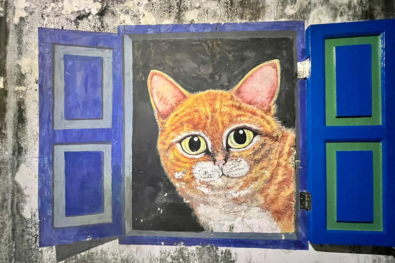 Georgetown Street Art Tour & Mix Culture Local Food Tasting