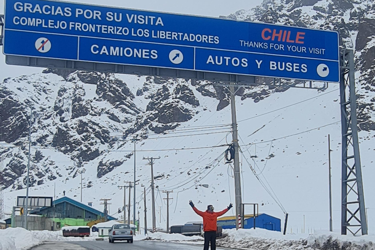 Experience Portillo and Laguna del Inca with a picnic. Santiago - The Andes - Laguna del Inca and Portillo