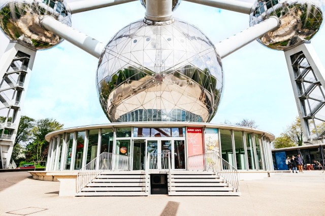 Visit Brussels Atomium Entry Ticket with Free Design Museum Ticket in Groot-Bijgaarden