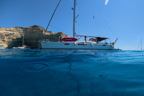Milos: Sailboat Cruise to Kleftiko Bay with Meal & Drinks Shared cruise without Hotel Pickup or Drop-Off
