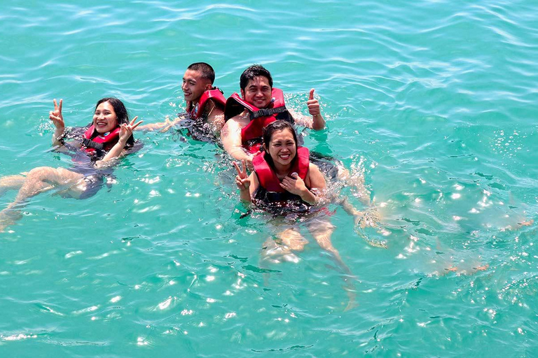 Doha: Al Safliya Island Eid Party with BBQ & Water Sports