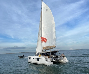La Flotte, Isla de Ré: Crucero en catamarán a vela