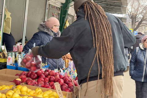 Chisinau: Piata Centrala Food Tour with Tastings