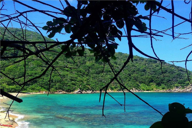 Santa Marta: Full Tour to Tayrona Park with a Swim in Cabo San Juan