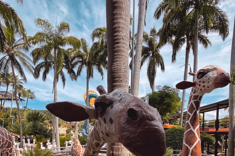 Private Nong Nooch Garden Tour: Lunch, shows & Dinosaurs