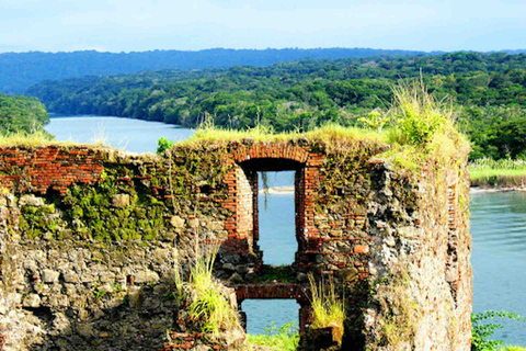 Panama City : Fort San Lorenzo et écluse Agua Clara du canal de Panama